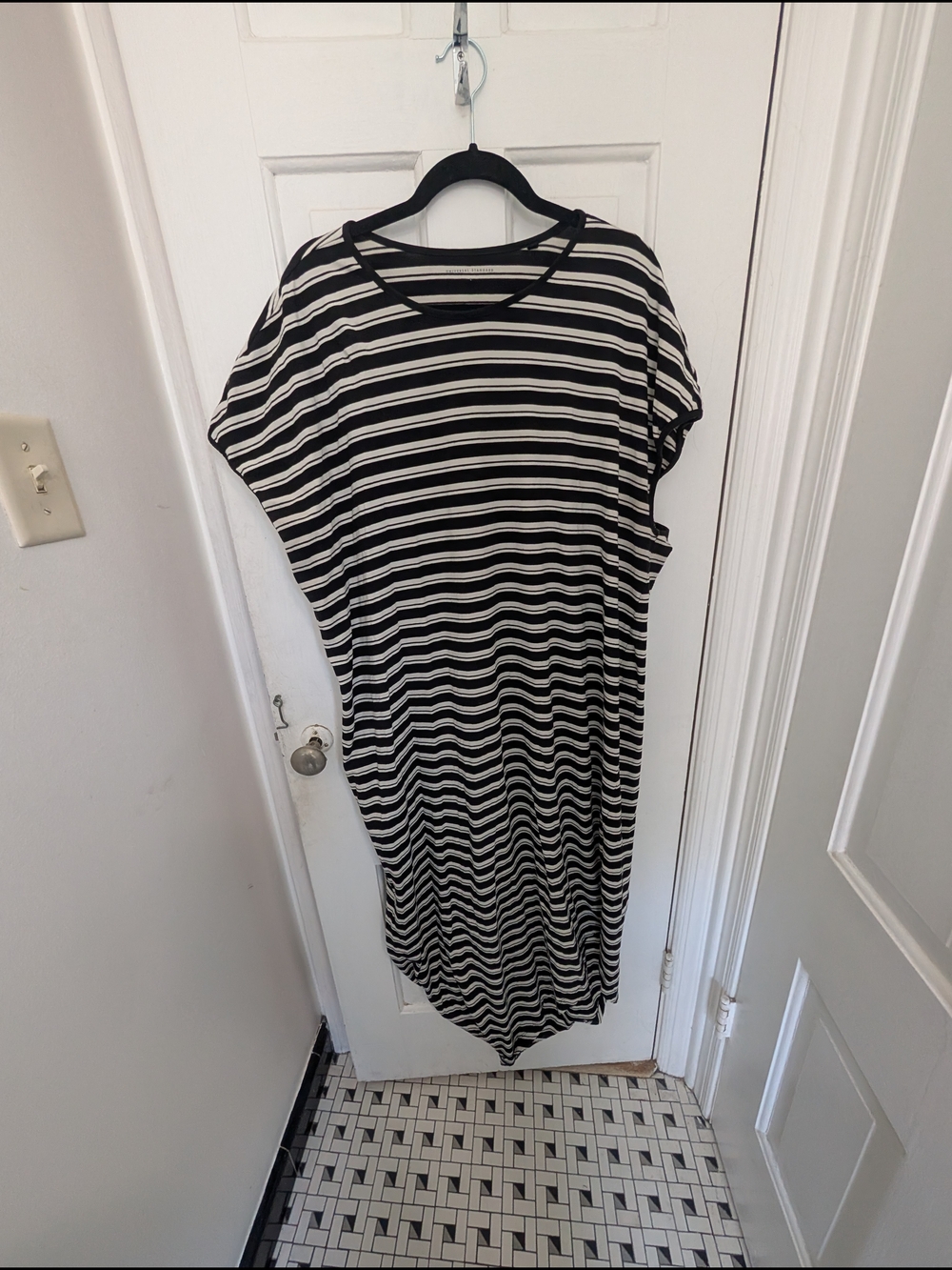 Universal Standard Black And White Striped Geneva Dress Large (20/22) - Picture 2 of 6